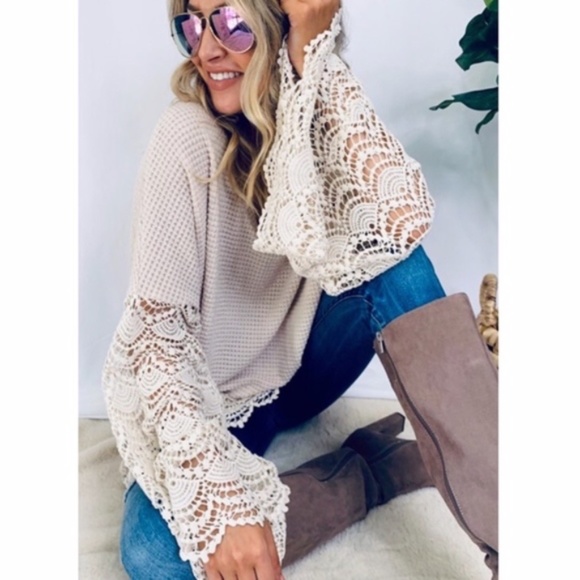 034 Boho Lace Bell Sleeve Waffle Knit Tunic Top - Picture 11 of 13